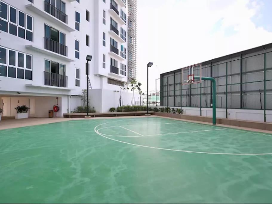 Verve Suites KL South Kuala Lumpur Exterior foto